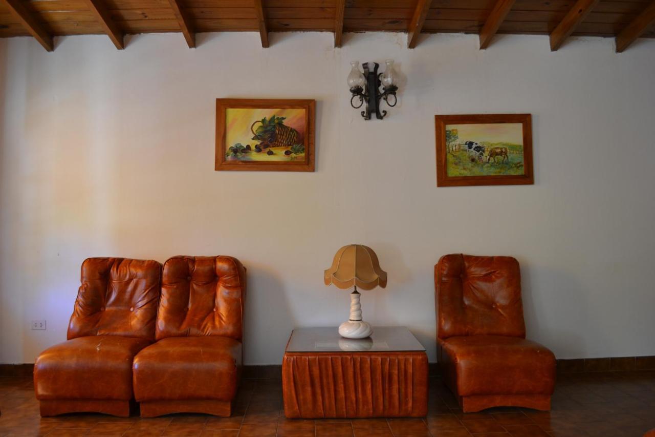 Hotel La Terraza Villa Gesell Buitenkant foto